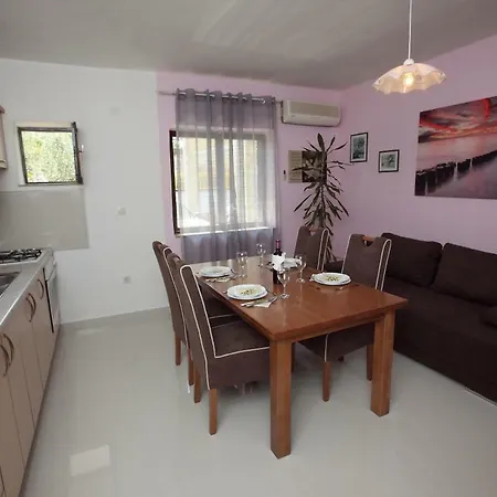 דירה Apartman Radic