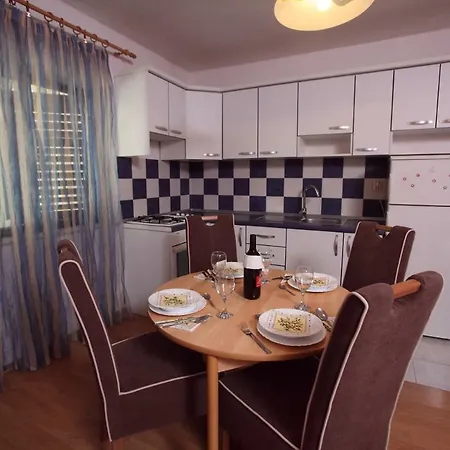 Appartement Apartman Radic *